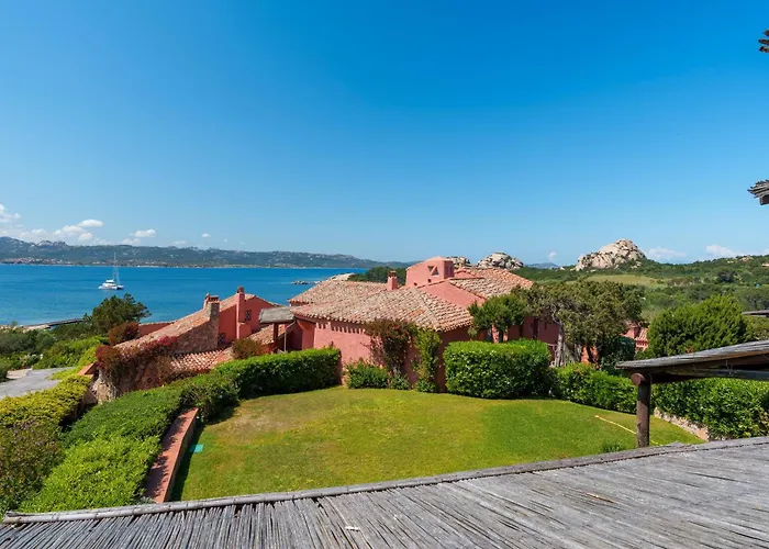 Willa Porto Sole Vista Mare Baja Sardinia